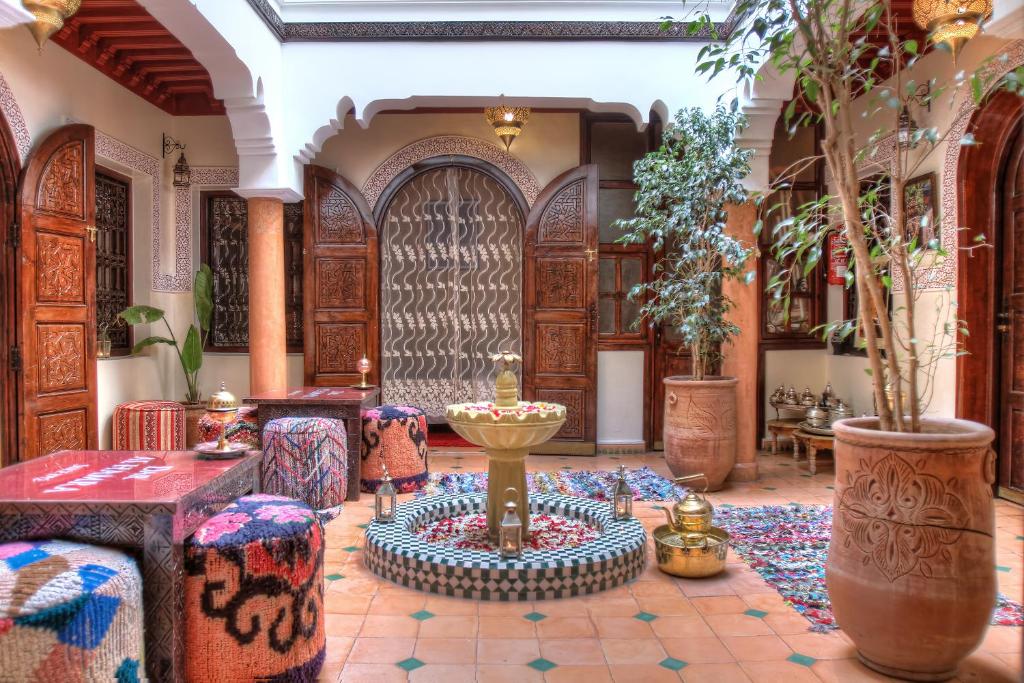 Dar Al Hamra photo