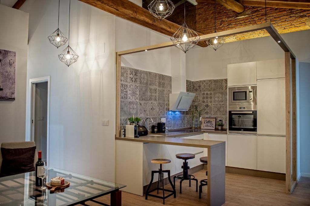 Apartamentos Turisticos Moret 11 - 2A - 4