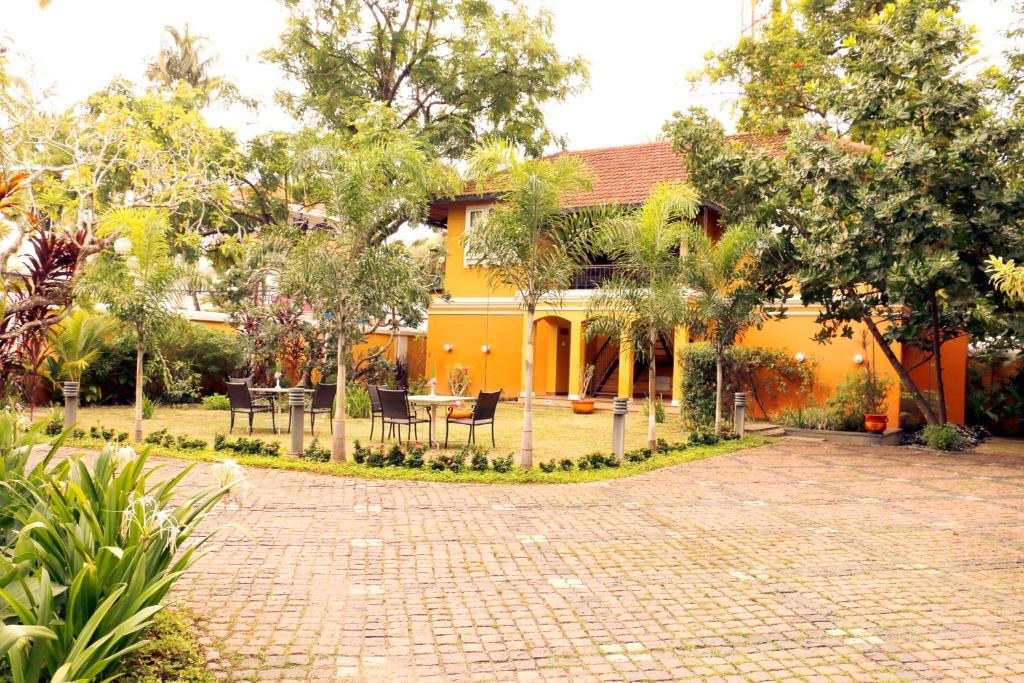 Exterior view, Tea Bungalow in Kochi