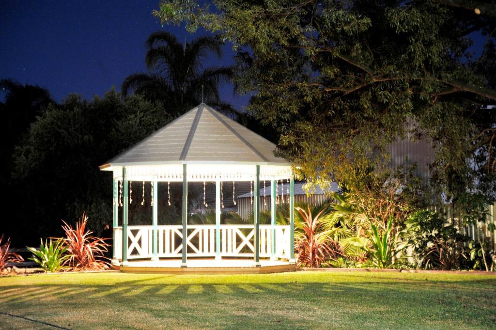 The Aston Motel - Tamworth 外観
