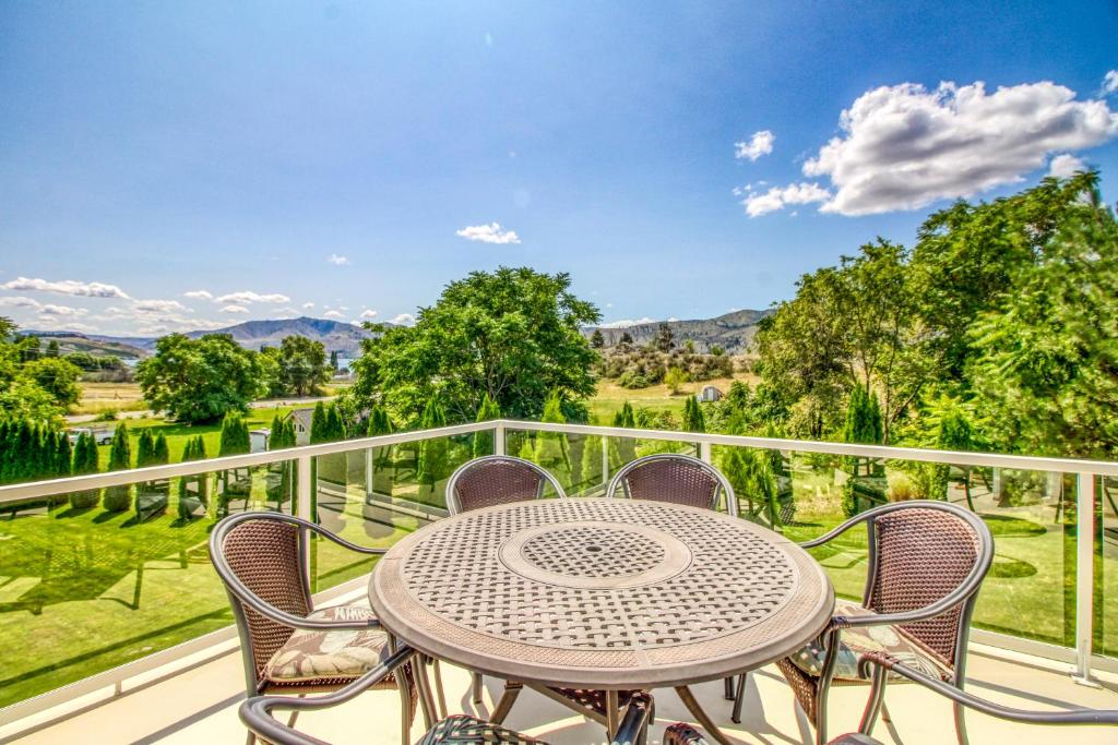 Aloha At Lake Chelan, Manson