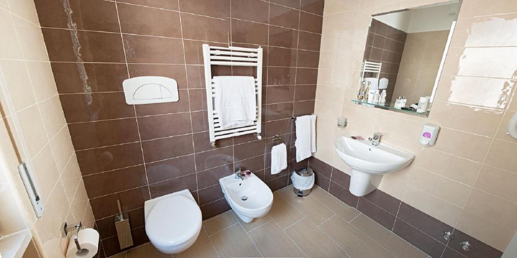 Bathroom, Hotel Fini in San Giovanni Rotondo