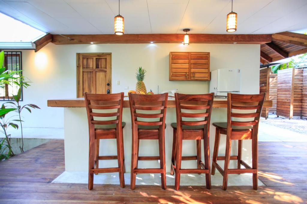 Facilities, Casa Cecilia Beach Front in Santa Teresa