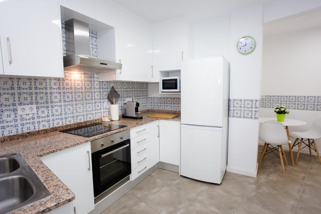 Enviable Location at Port Denia - Walk to Marineta Casiana Beach - 4