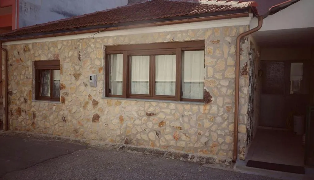 Village House Grevena, hotel en Grevená