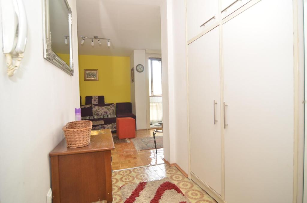 Apartment NL - 4