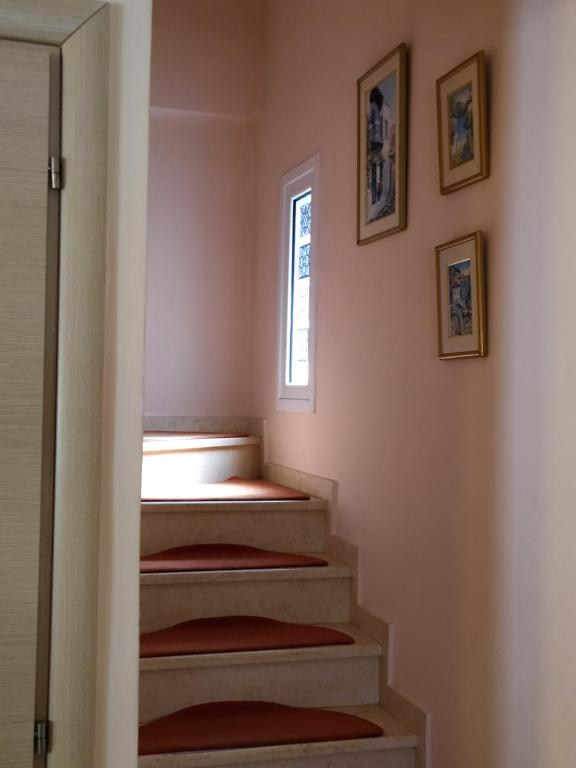Seascape Villa photo