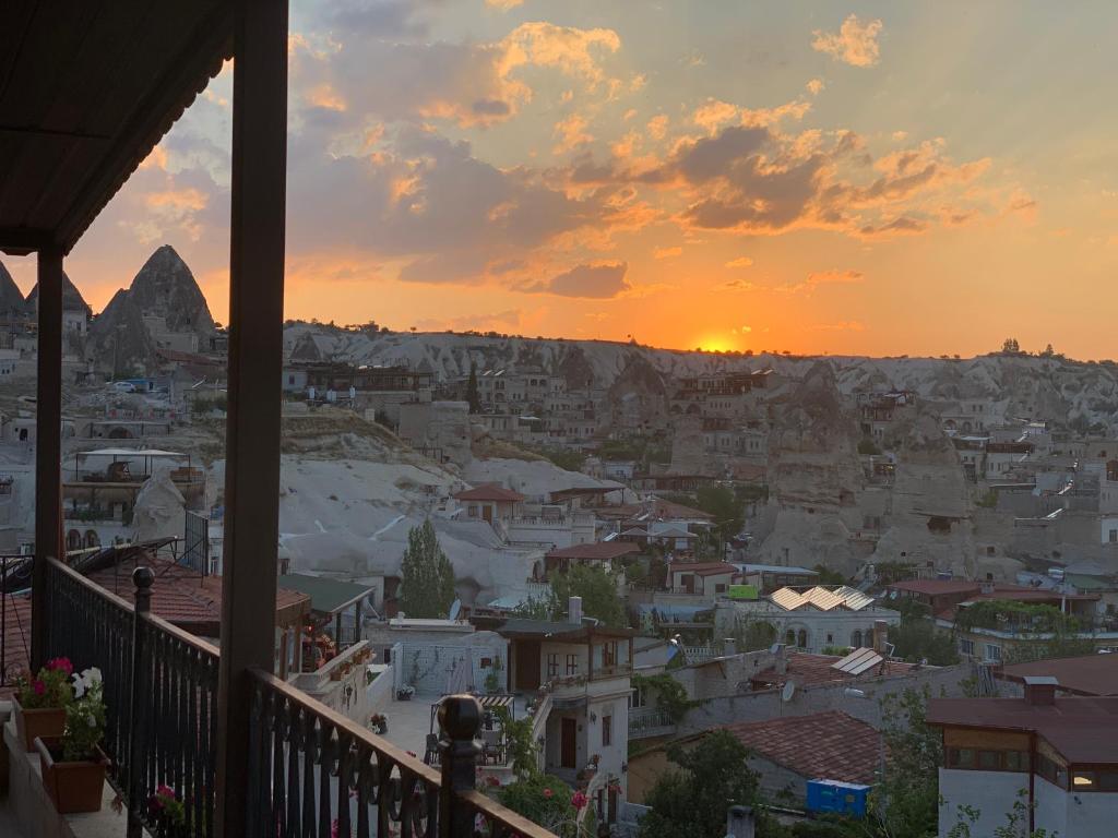 Cappadocia Ozbek Stone House photo