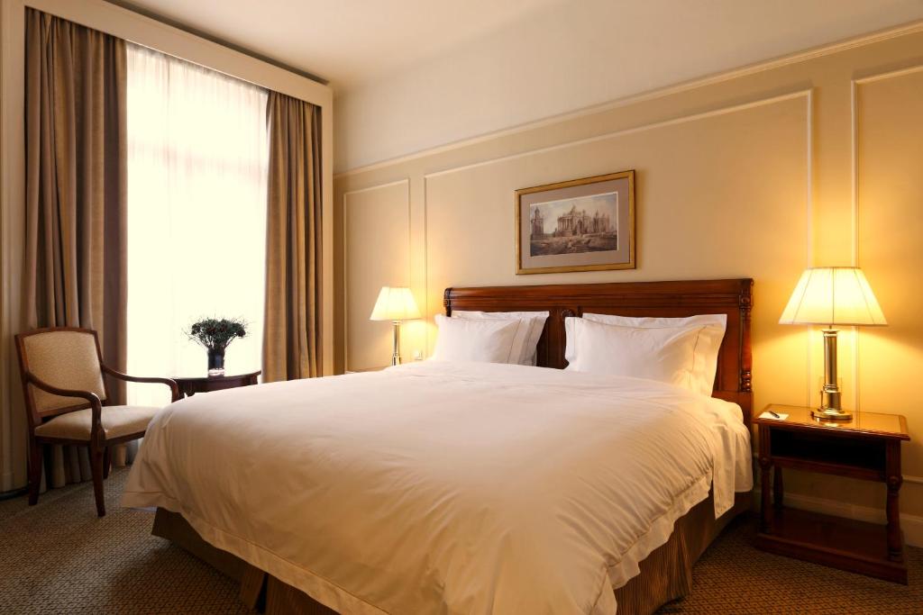 Hotel Le Plaza Photo 17