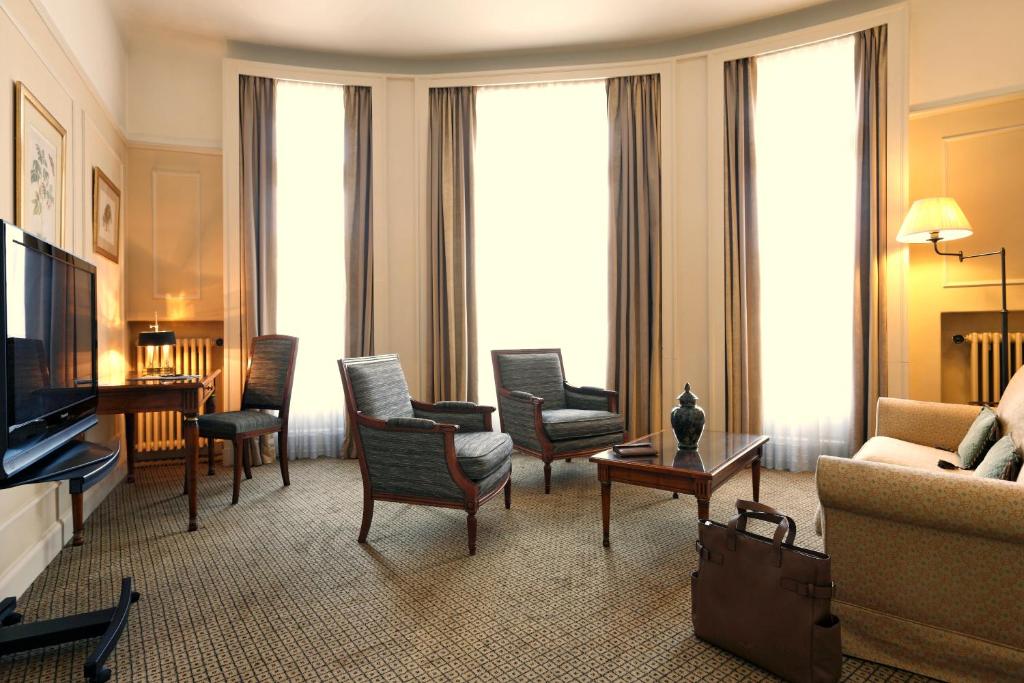 Hotel Le Plaza Photo 18