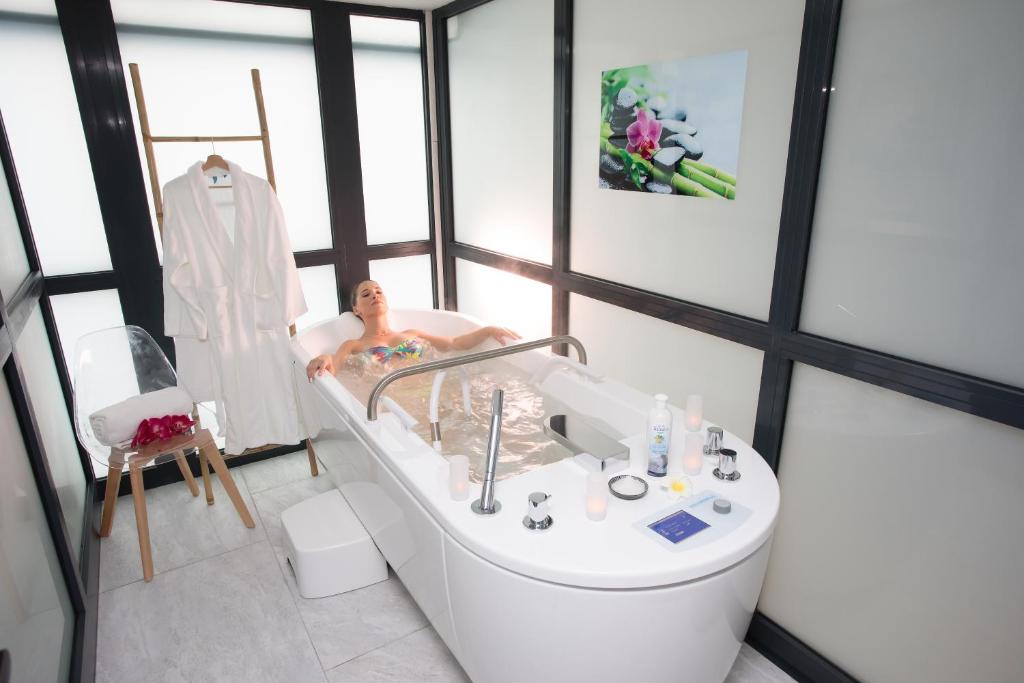 Eden Hotel y Spa Cannes (Eden Hotel and Spa Cannes)