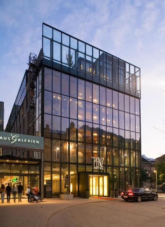 The PENZ Hotel, hotel in Innsbruck
