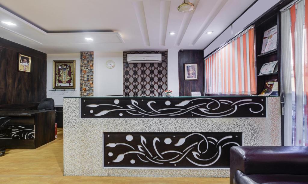 Hotel Royal Dezire photo
