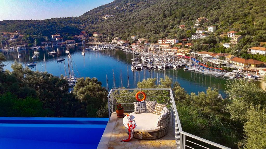 Ktima Aniforeli Luxury Villas — Hotel in Lefkada