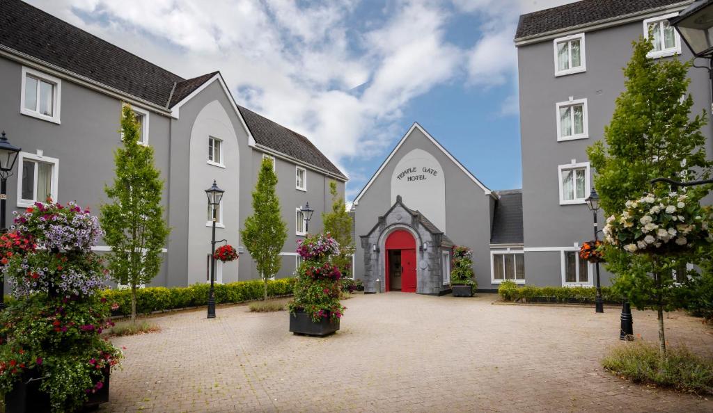 Temple Gate Hotel — Hotel in Ennis