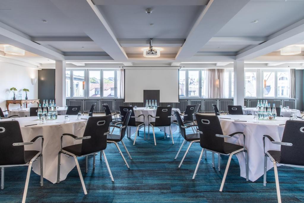 Tárgyalóterem/bálterem