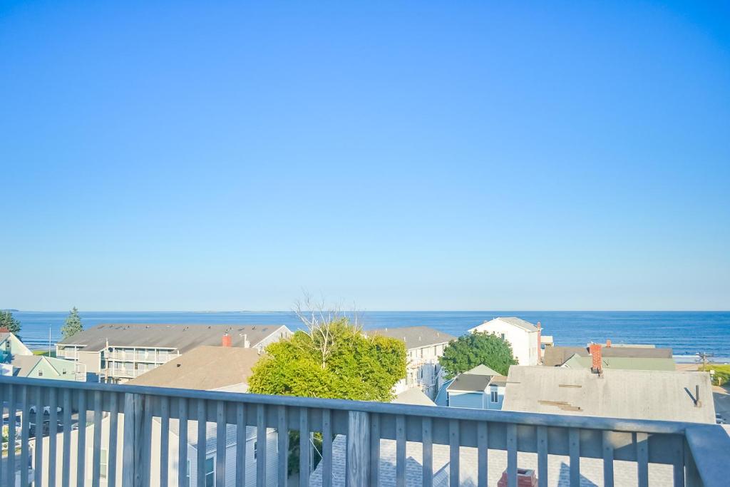 The Captain's Ship — Hotel in Old Orchard Beach (ME)