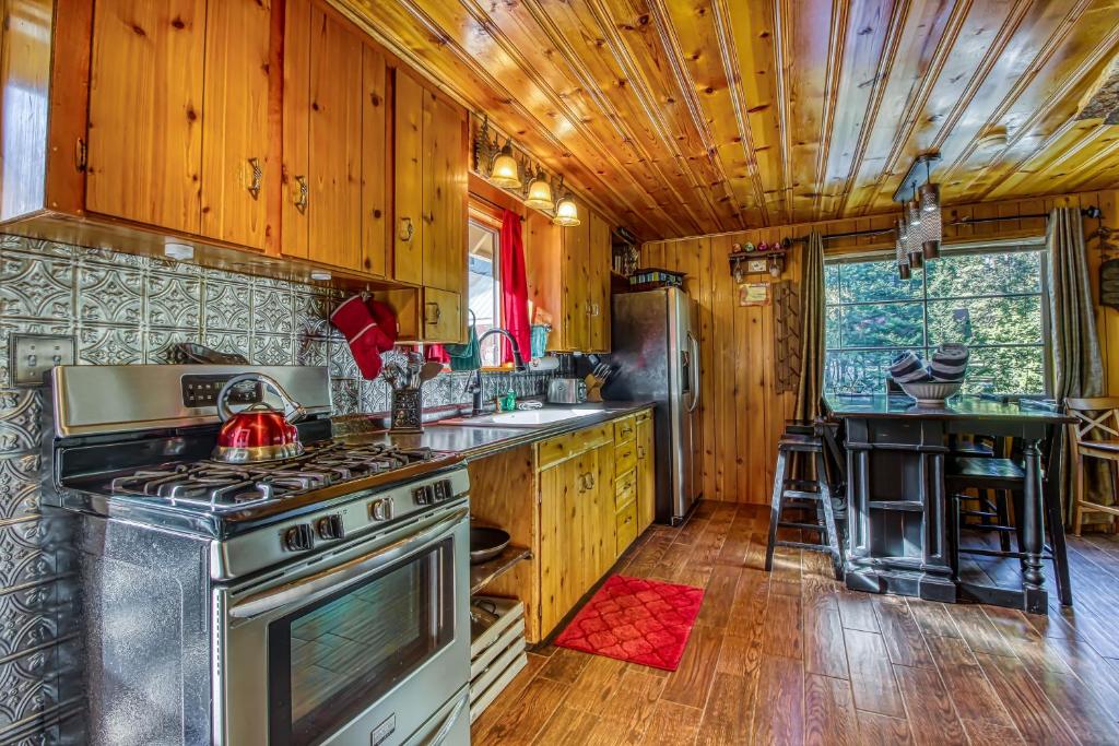 Whispering Pines photo