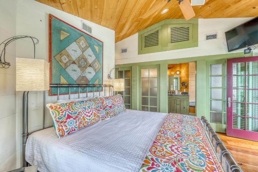 Emil Cottage photo