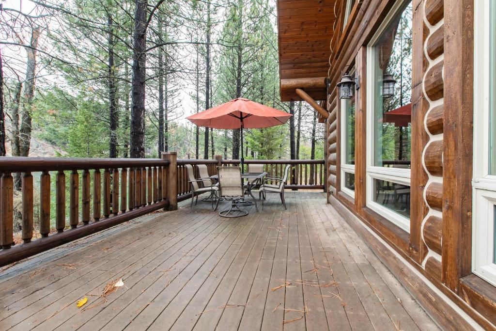 Lake 5 Cabin photo