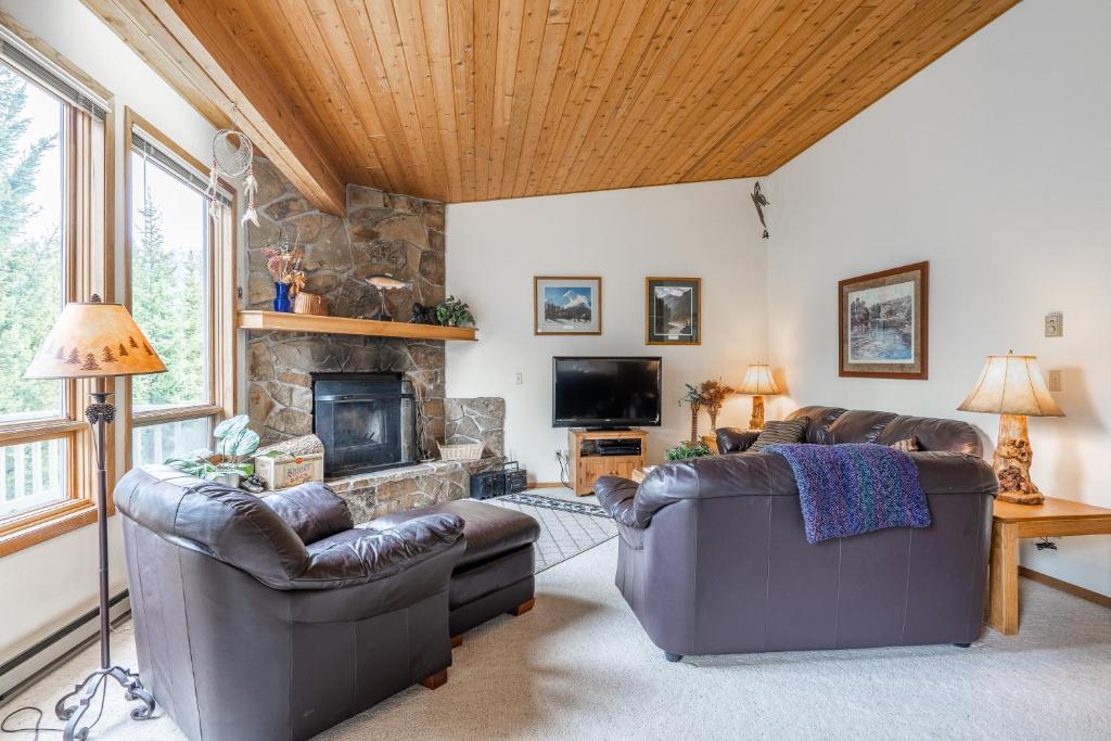 Hidden Village 724, Big Sky