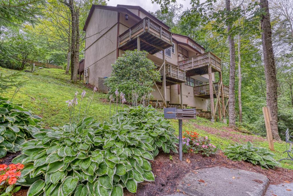 Hemlock Nob F35, Sugar Mountain