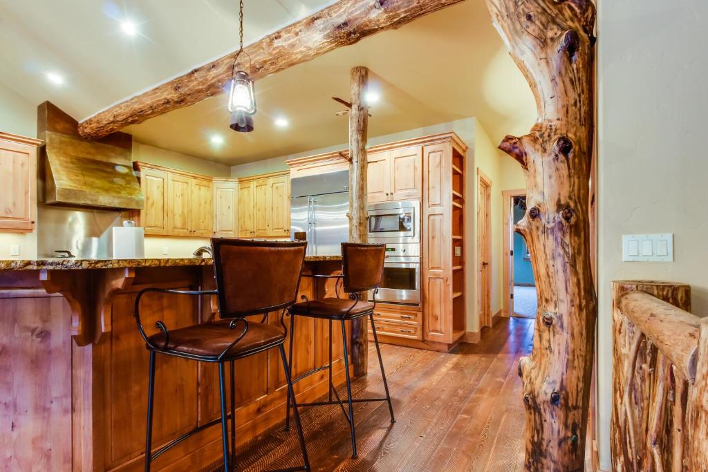 Moose Jaw Retreat photo