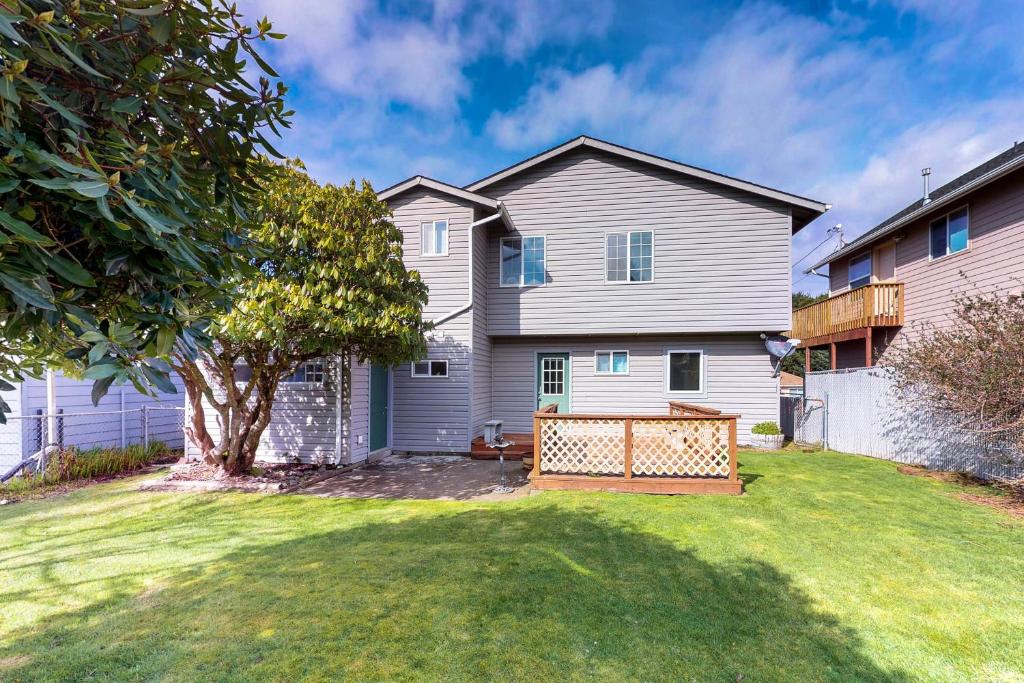 R&R at Road's End, Roads End