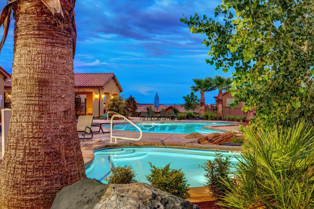 Jacob's Retreat: Paradise Village #80 photo