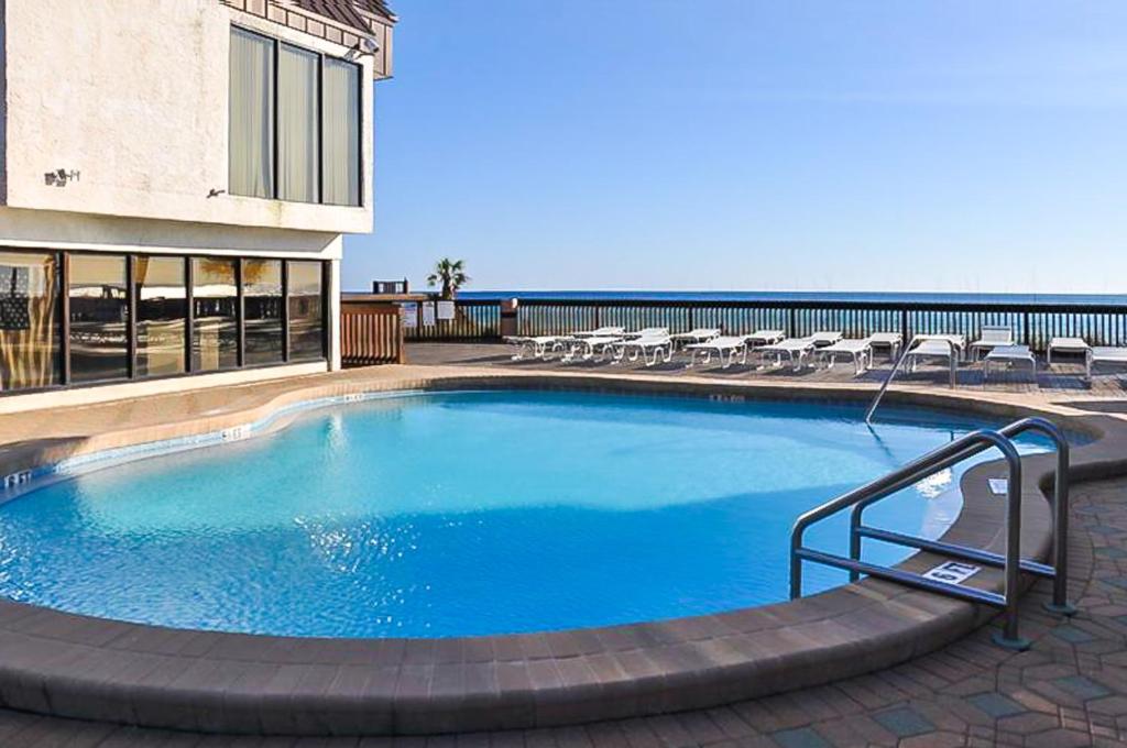 Seachase 701W Main image 1