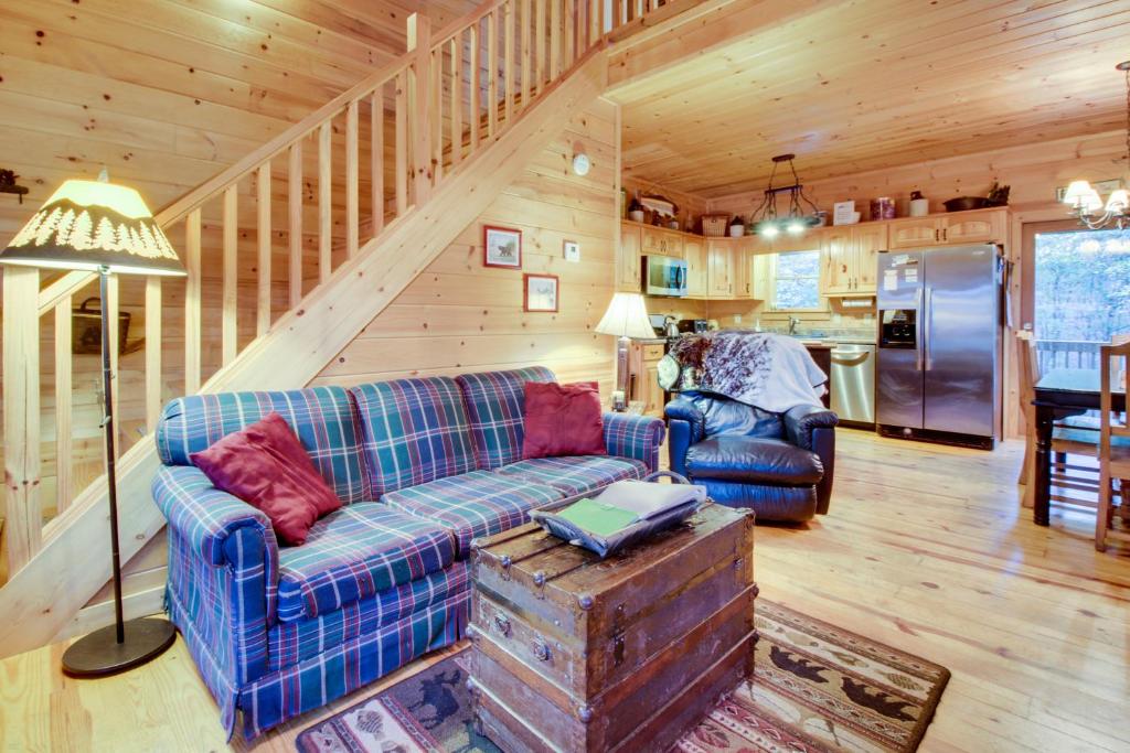Bucky and Doe Doe's Place — Hotel in Ellijay (GA)