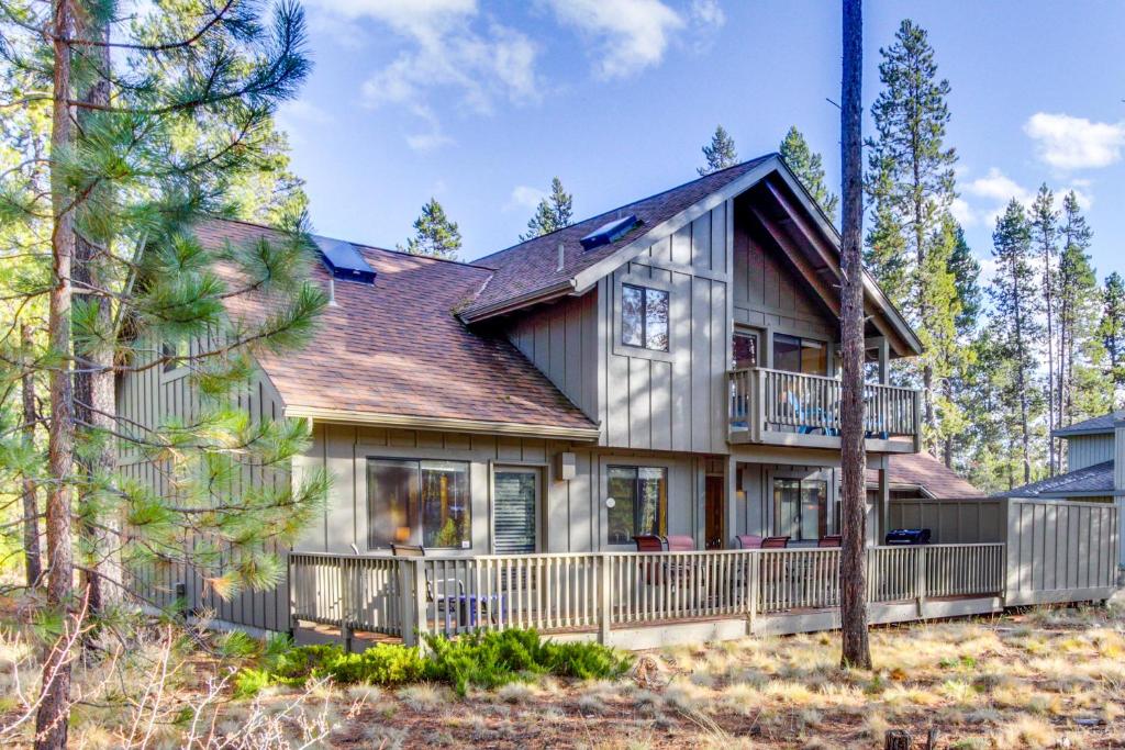 28 Cypress, Sunriver