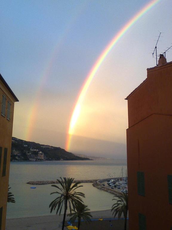 JOLI STUDIO VUE MER, VIEILLE VILLE MENTON - 2
