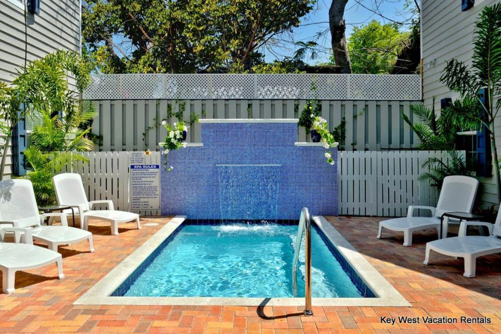 Paradise Suite, Key West