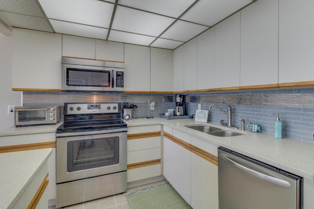 Edgewater Beach Resort #T3-602 photo