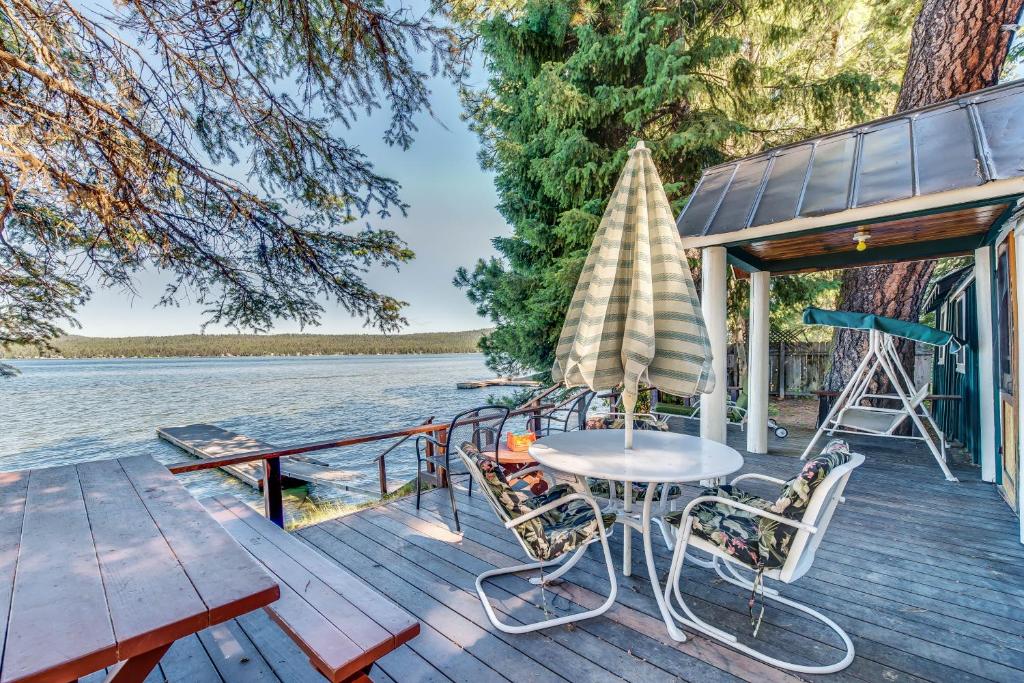 Beautiful McCall Cabin Perfect for Families! (ID) reviews, prices of Hotels