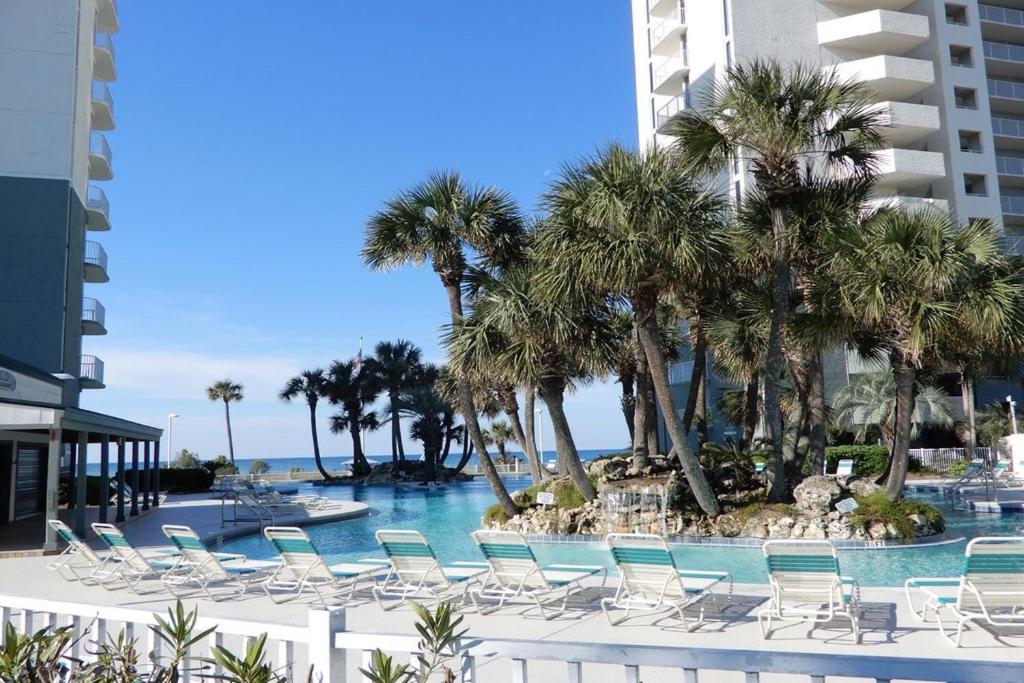 Long Beach Resort #T2-304