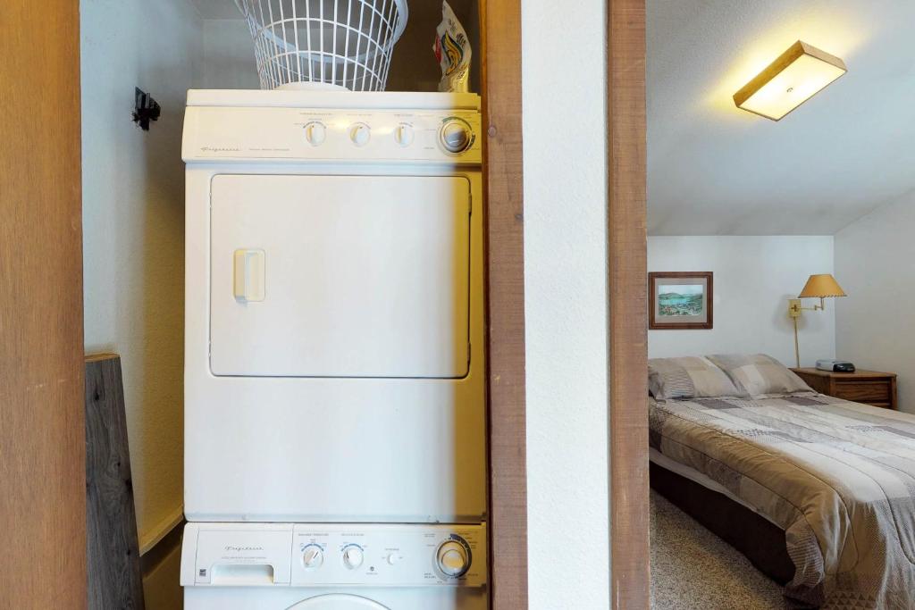 Meadows Condo Unit #16 photo