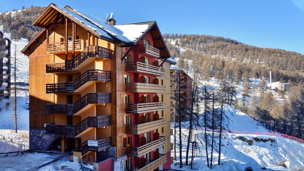 Vacanceole - Residence Vega — Hotel in Risoul