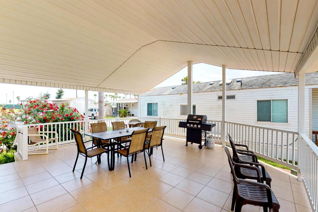 Long Island Village Unit 214 photo