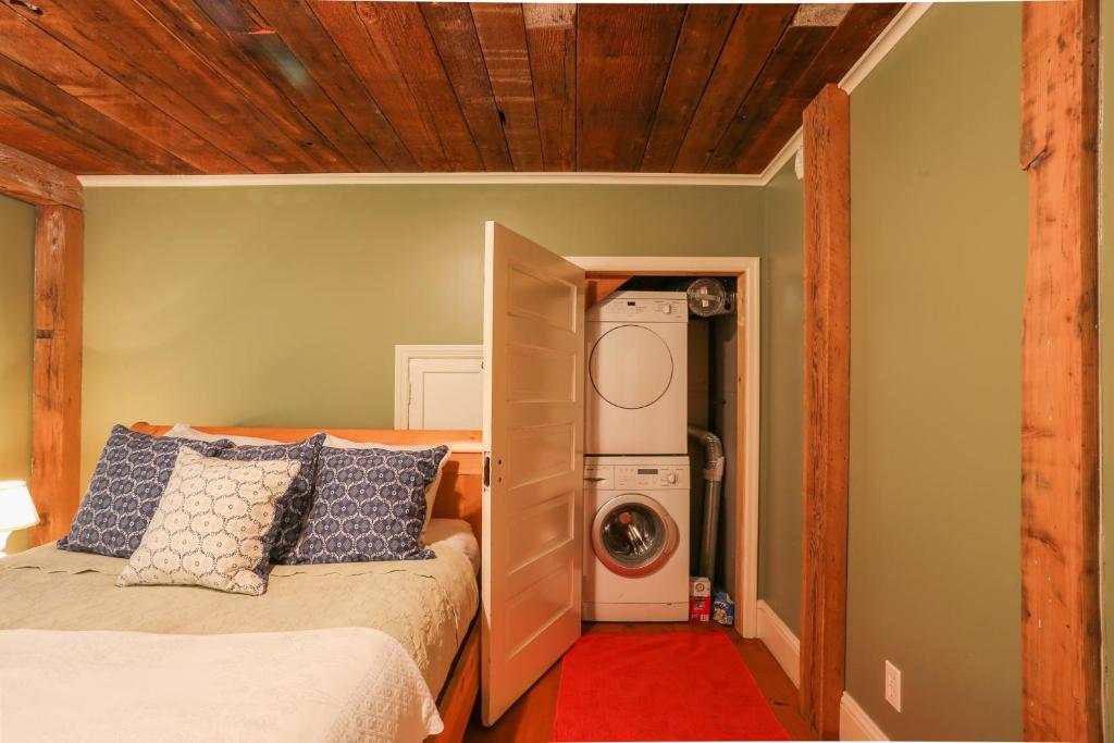 Swedish Stuga Vacation Rental photo