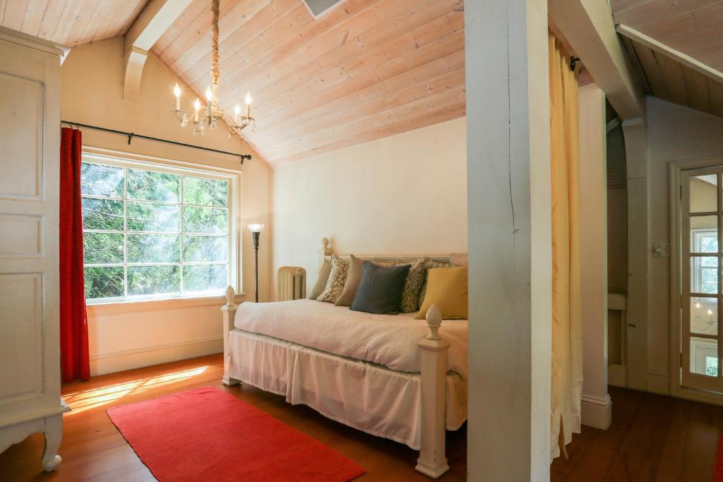 Swedish Stuga Vacation Rental photo