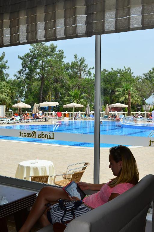 Linda Resort Hotel photo