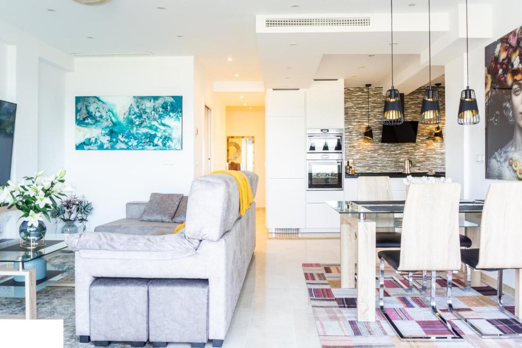 First line beach sea view Estepona - 2