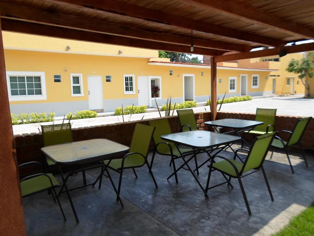 Hotel Montroi City — Hotel in Colima