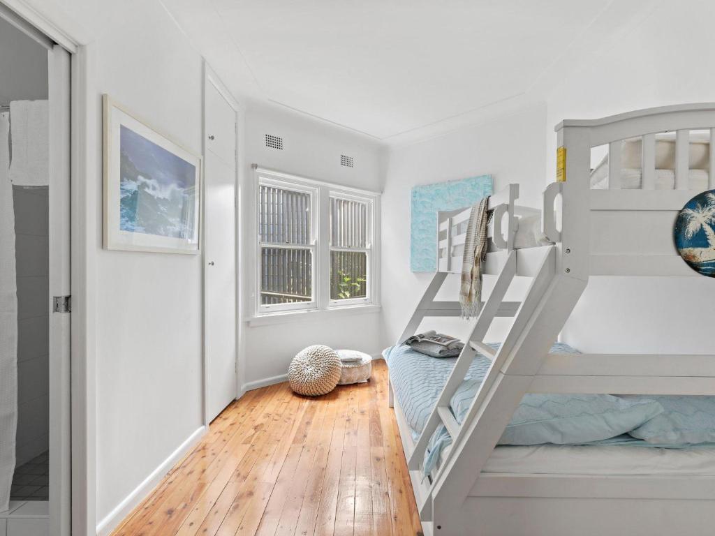 Barrenjoey Beach House photo