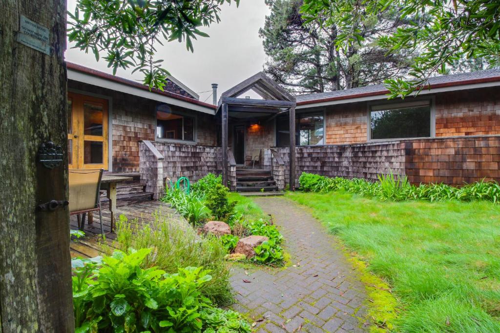 Meyer Getaway, Sea Ranch