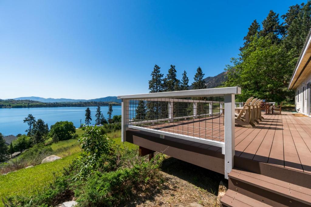 Blue Lake Serenity, Hollywood Beach