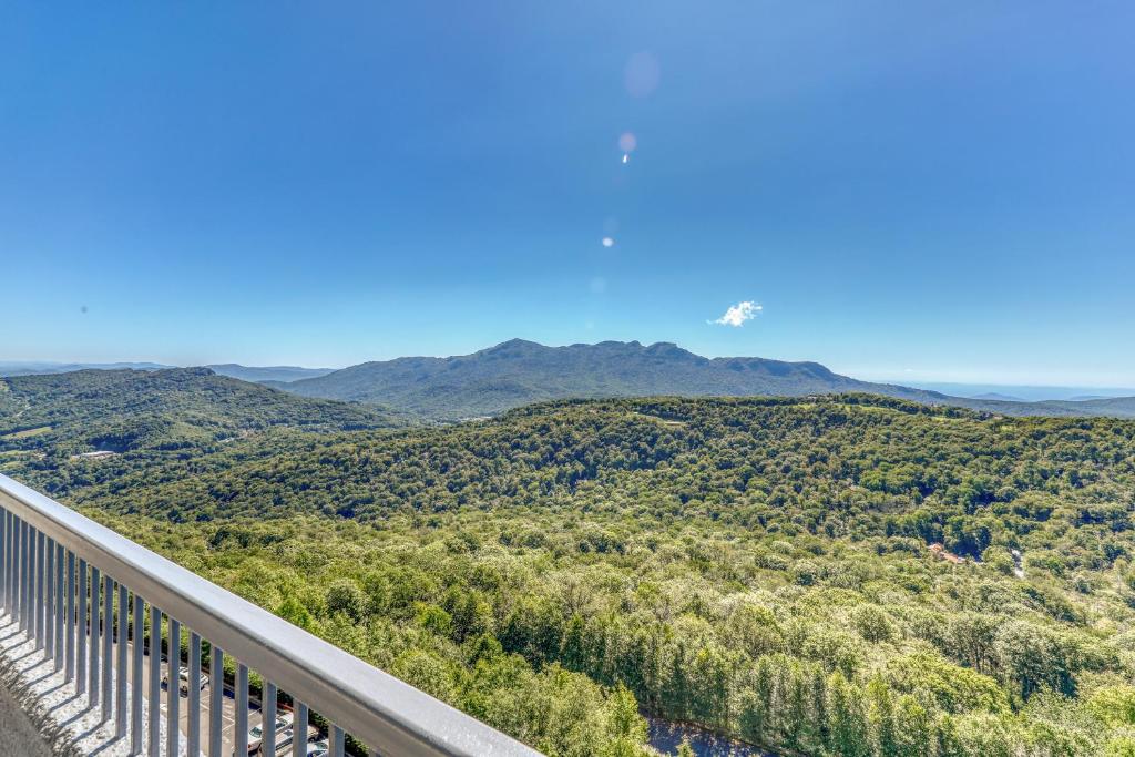 Sugar Top 2816, Sugar Mountain