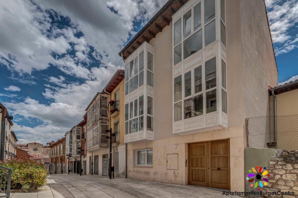 Edificio Aptos Turisticos - Burgos Centro HC7 - 2